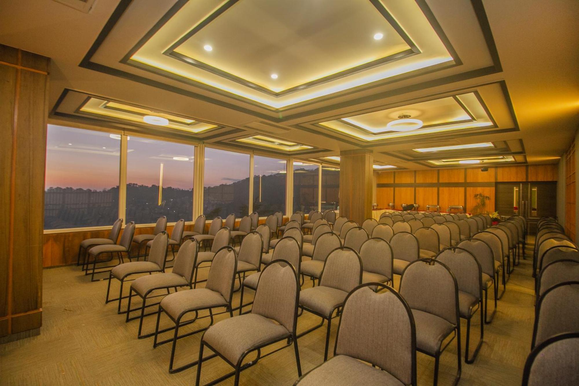Hotel Amritara Surya, Mcleodganj, Dharamshala Extérieur photo