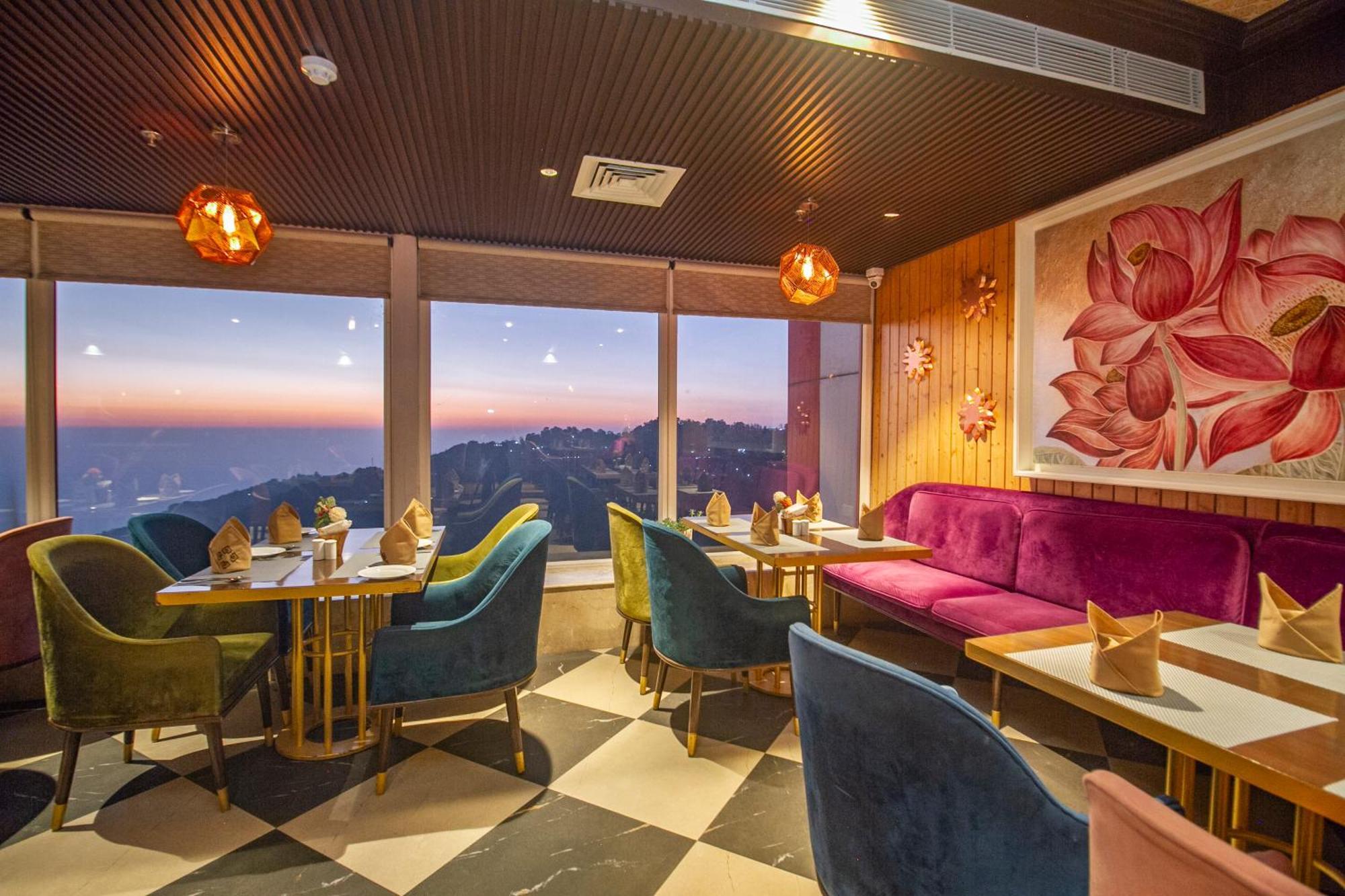Hotel Amritara Surya, Mcleodganj, Dharamshala Extérieur photo